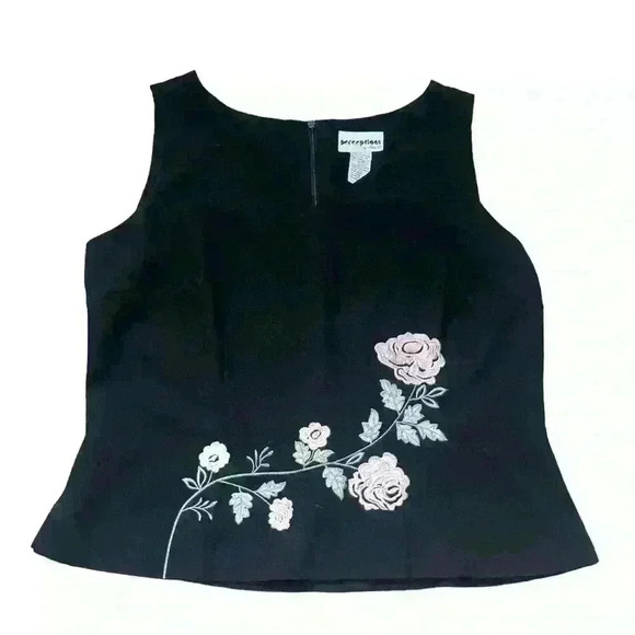 Embroidered Floral Sleeveless Blouse - Picture 1 of 4